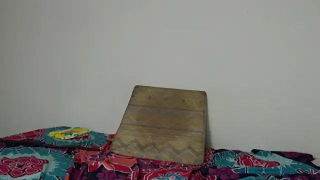 Charlotte_Melody Live XXX Chat