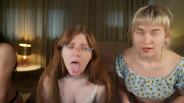 Anetta_kiss Webcam show