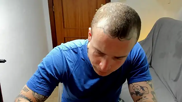 layneinchains webkamerás műsora