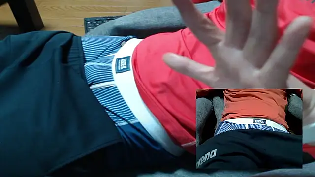 Pokazy przed kamerką – Yasu2000