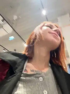 RosieSecret Chat XXX in diretta