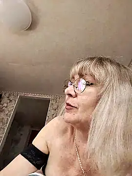 gentleblonde Adlı Modelin Canlı XXX Sohbeti