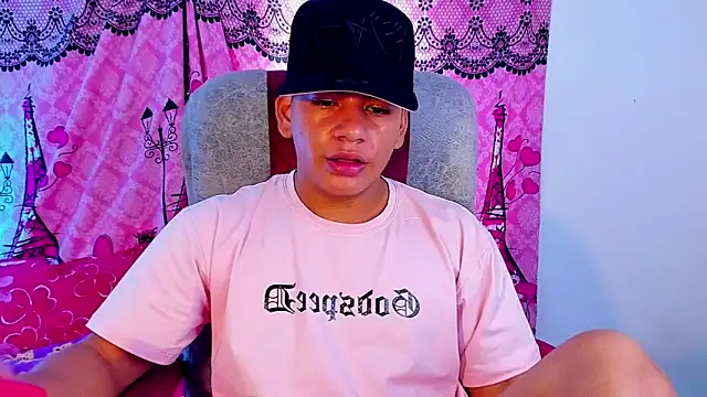 Вебкам-шоу Aless_bigg