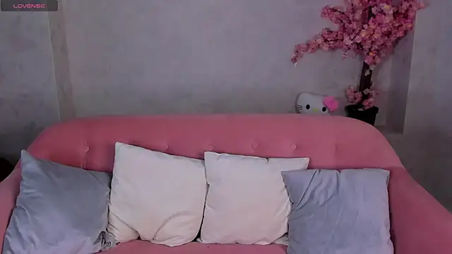 Virginia_Robinson Adlı Modelin Canlı XXX Sohbeti