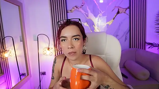 TessaaFox Chat XXX live