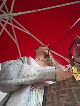 adya-aly লাইভ XXX চ্যাট