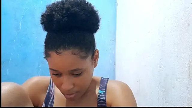 แชท XXX สดของ MadelynStamant