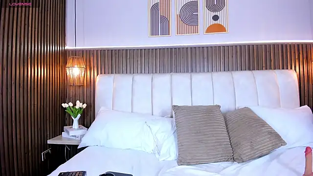 LisaLain: απευθείας συνομιλία ΧΧΧ