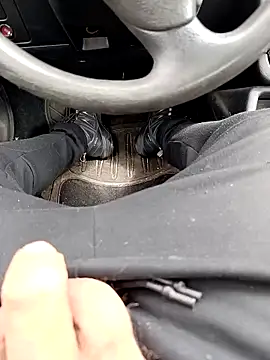 Pokazy przed kamerką – AlcorMad