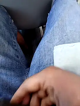 Mikaaa97のライブXXXチャット