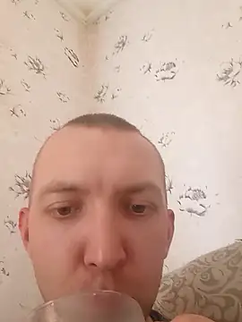 _uncle_Mitya-43_n Webbikameraesitys