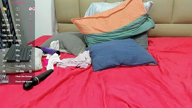 Chat XXX ao vivo de lilybaudyn_