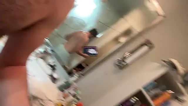 69woodinson Show in webcam