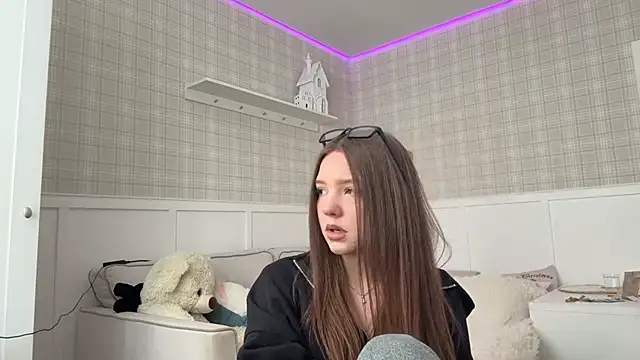 CassondraBern's Live XXX Chat