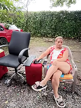 hotandfierylatinos2023 live XXX chat