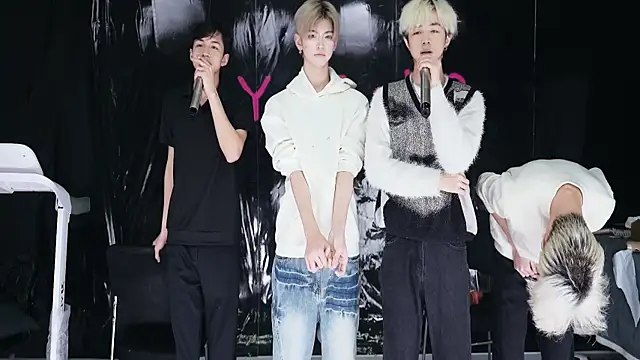 sweetboys666: вебкам-шоу