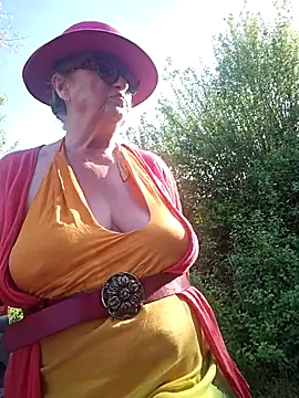 Онлайн чат XXX Hot-Muci