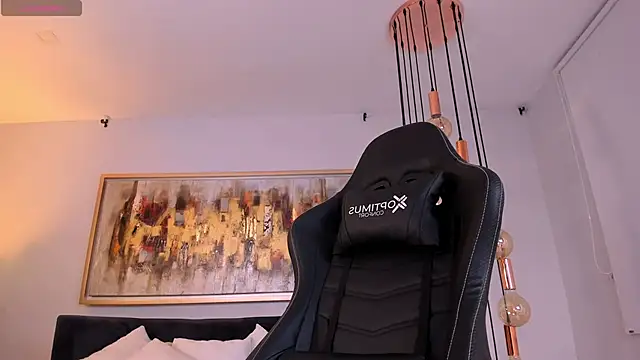 Chatroom XXX en direct de KylaMorrison