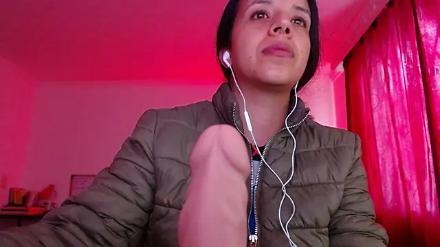 Chatroom XXX en direct de VALERY_MEER