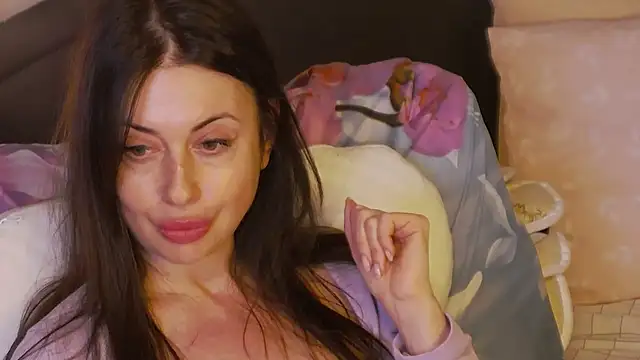 Mia_Lovi Adlı Modelin Web Kamerası Şovu