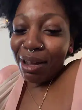 mochamimi: онлайн-секс-чат