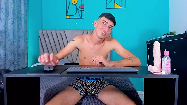 Maikol_Ortiz's Live XXX Chat