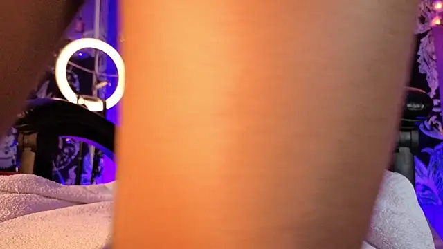 Gaia_Gatex's Live XXX Chat