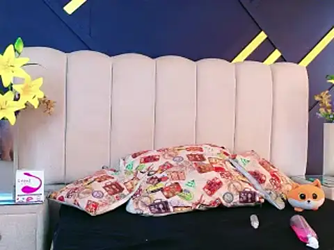 IsadoraSmit élő XXX-chatje