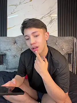 Show de Noah-ledom na webcam