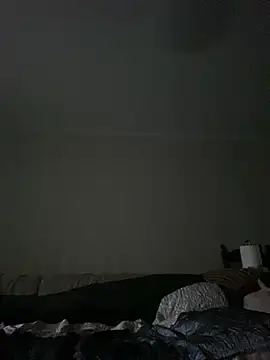 Frosl 现场XXX聊天