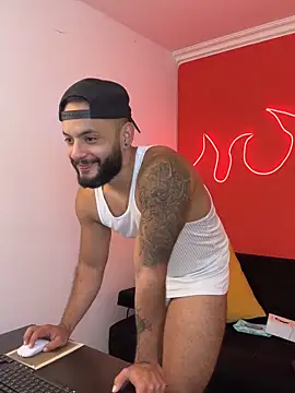 Mike_savage3のライブXXXチャット