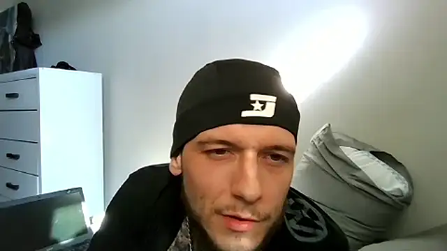 cruz815's Webcam Show