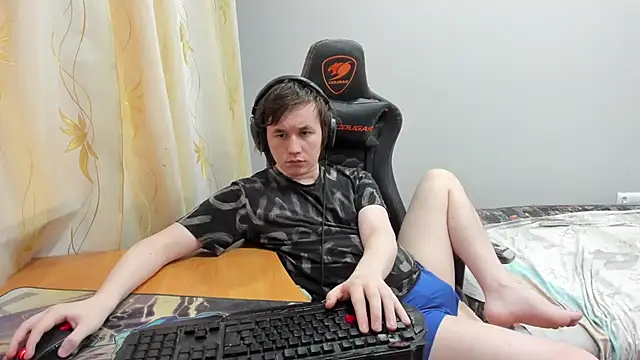 Show de iliaskrislove na webcam