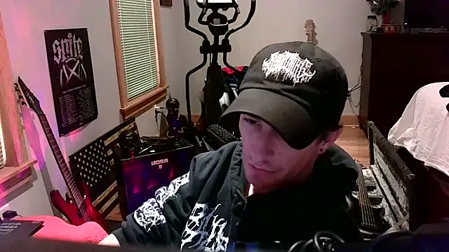 LEVIATHANX666 – Naživo XXX chat