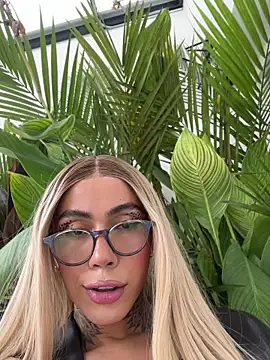 miss_tatiana_ Show in webcam