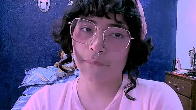 NinaYellow Chat XXX in diretta