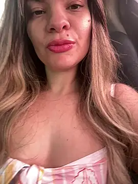 Zyrella – Naživo XXX chat