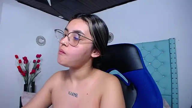 kathe-mills235's Live XXX Chat