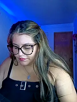 Pokazy przed kamerką – Bonny_rousse01