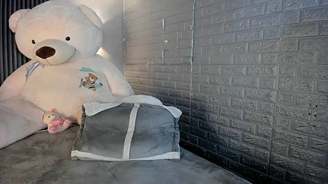 Chat XXX en directo de Magic_ivone