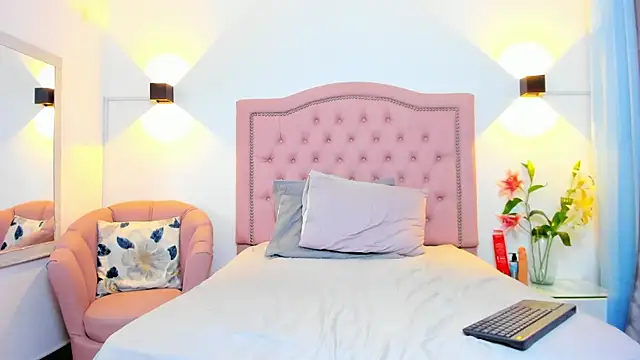 Živý XXX chat Paulynavera