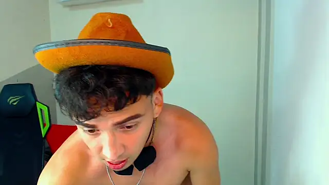 Mathias_twinkk's Webcam Show