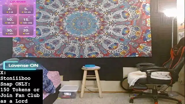 Stoniiiboo Live XXX-chat