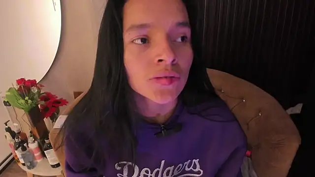 Czat XXX na żywo – _shantal_smith