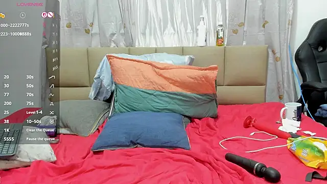 Chat XXX en directo de lilybaudyn_