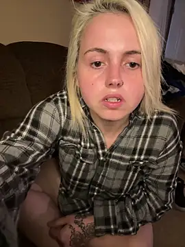 Chat XXX en directo de JuicyExxxperience