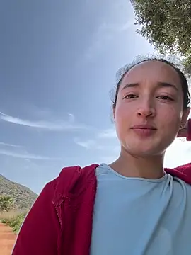 IsabellaSwee Chat XXX live