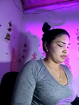 Emy_cutee's Live XXX Chat