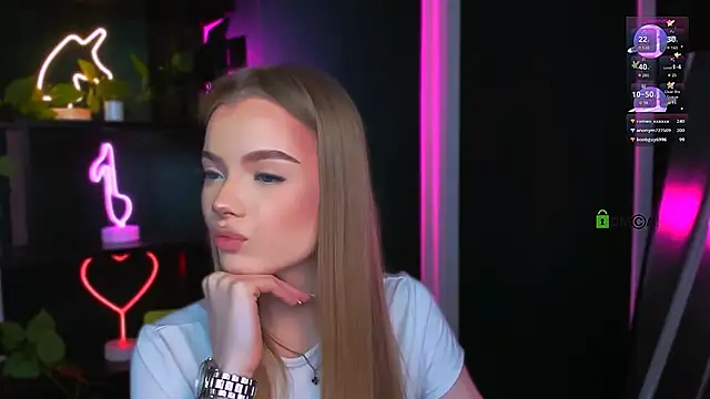 Chat XXX en directo de maddy_moah