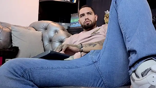 matteosantos – Kamerová šou